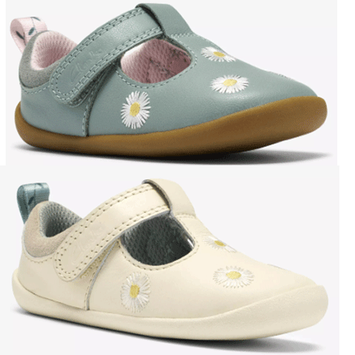 Clarks ‘Roamer Flora’ – Girls Velcro Fastening T-Bar Pre-Walker