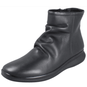Clarks ‘Lynell Park’ – Womens Zip Fastening Waterproof Ankle Boot